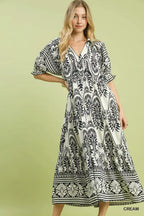 Border Print Flutter Sleeve Midi Dress -