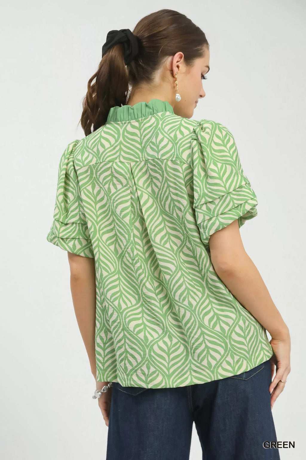 Printed Ruffle Neck Puff Sleeve Top -