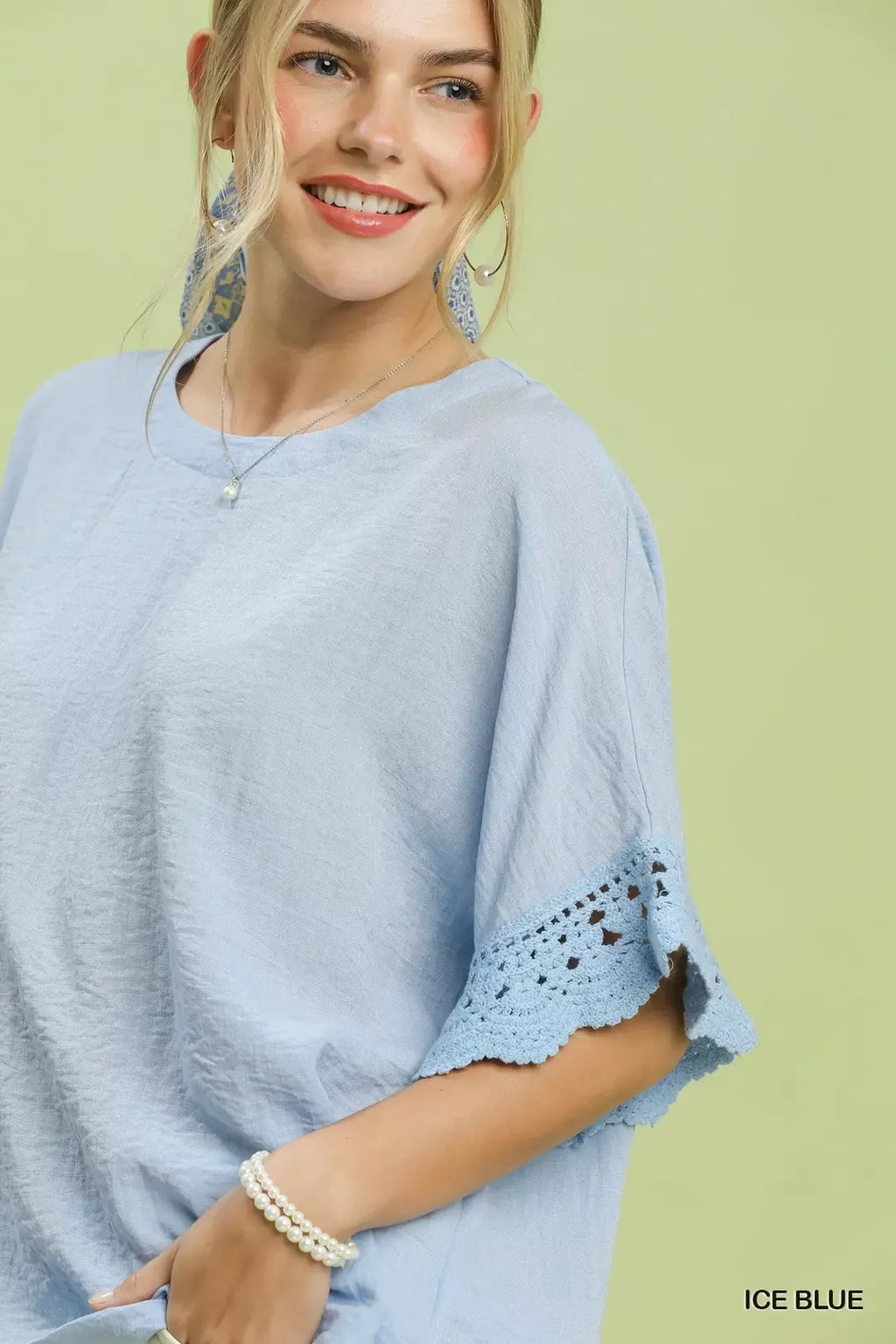 Crochet Trim Flutter Sleeve Top -