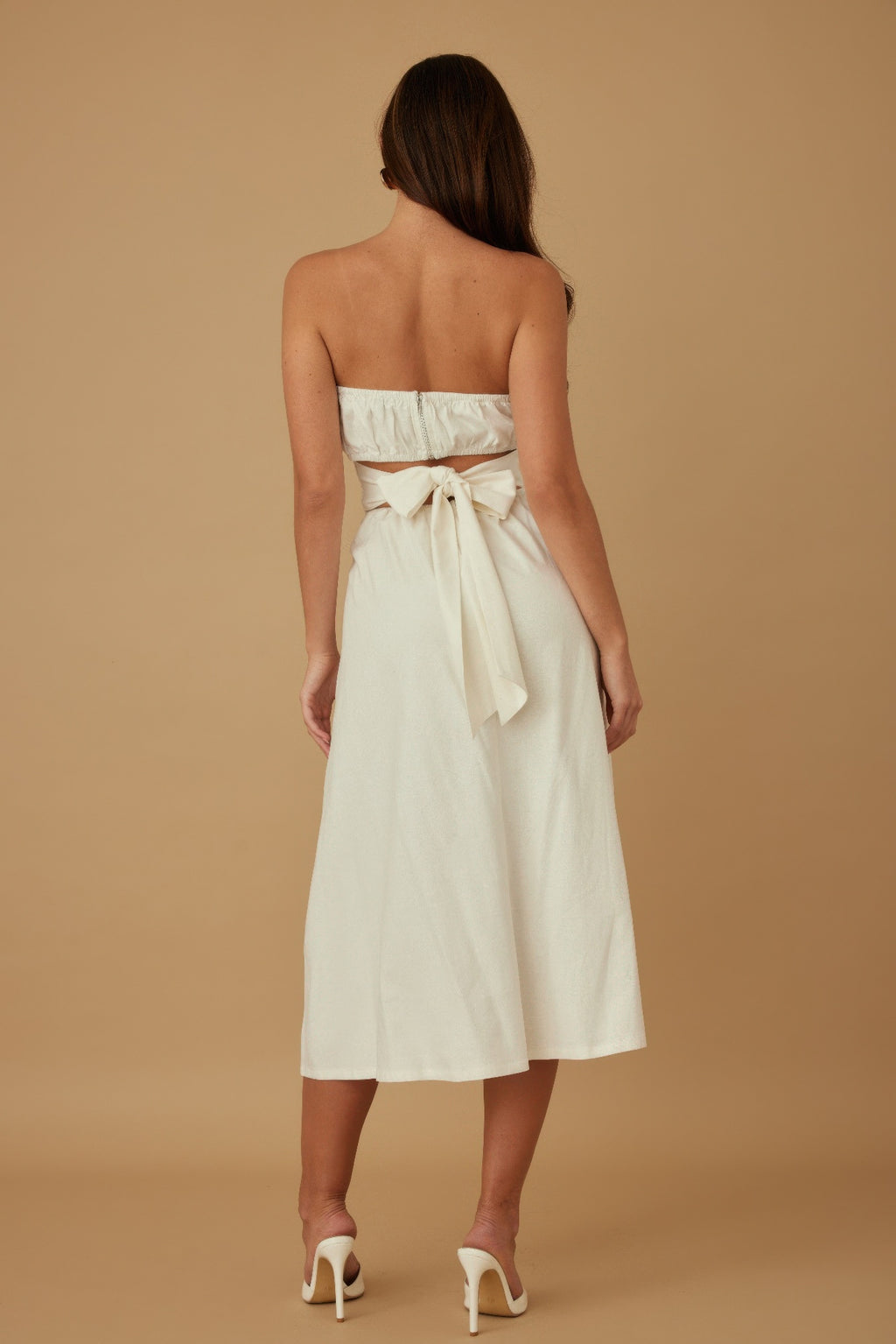 Floral Appliqu?? Strapless Midi Dress -