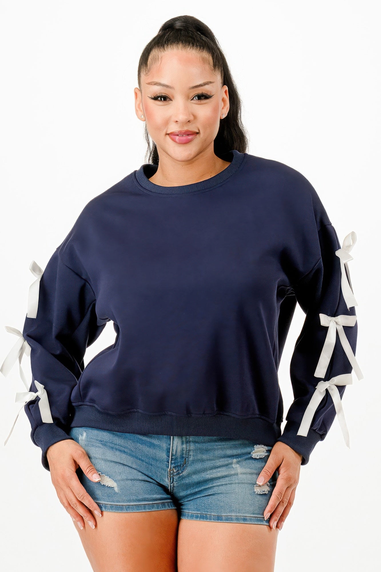 Bow Sleeve Pullover Sweatshirt - L