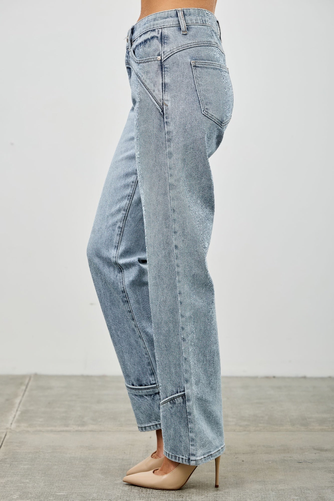 Mid Rise Piped Straight Leg Jeans -
