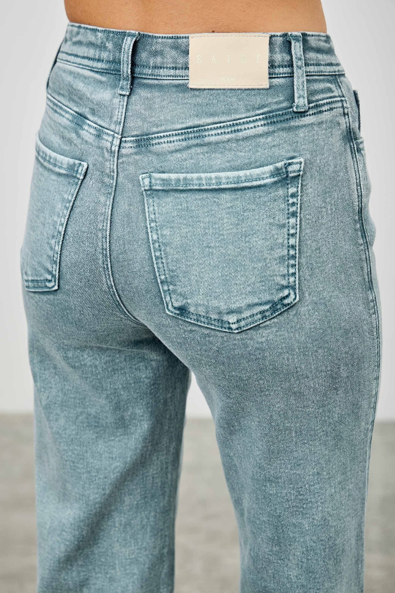 High Rise Faded Straight Leg Jeans -