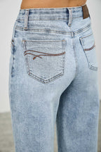High Rise Classic Wide-Leg Jeans -