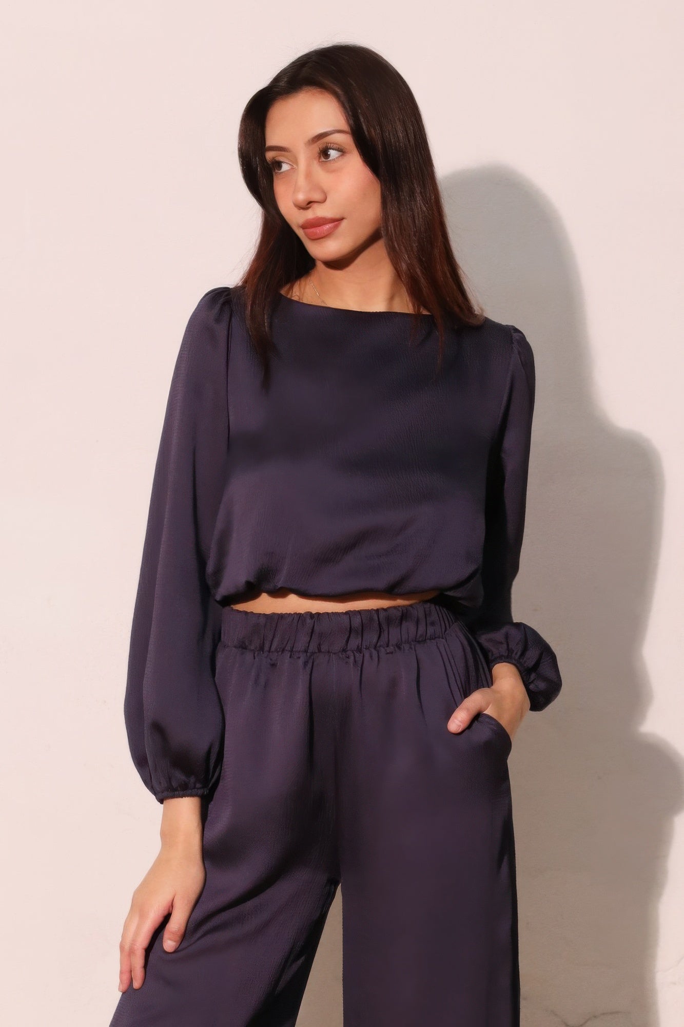 Balloon Sleeve Hammered Satin Crop Top - Navy