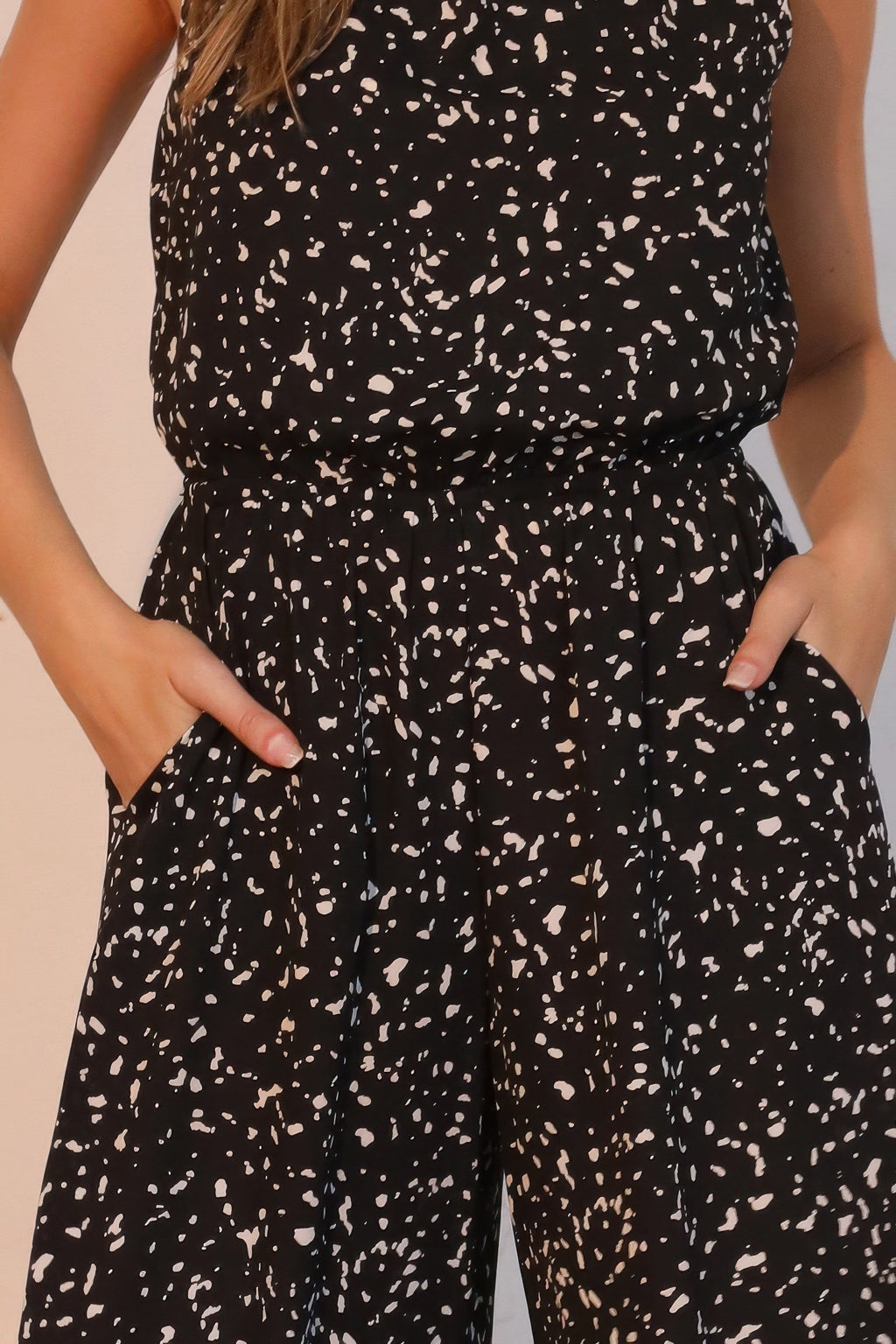 Sleeveless Bubble Ink Spot Jumpsuit -