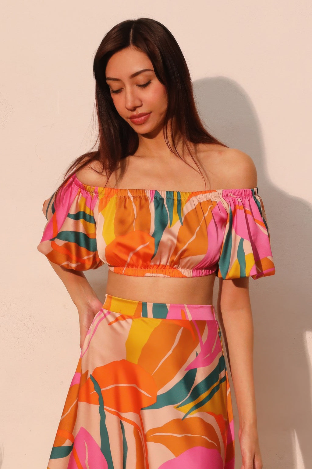 Bubble Sleeve Isla Tropical Crop Top - Pink