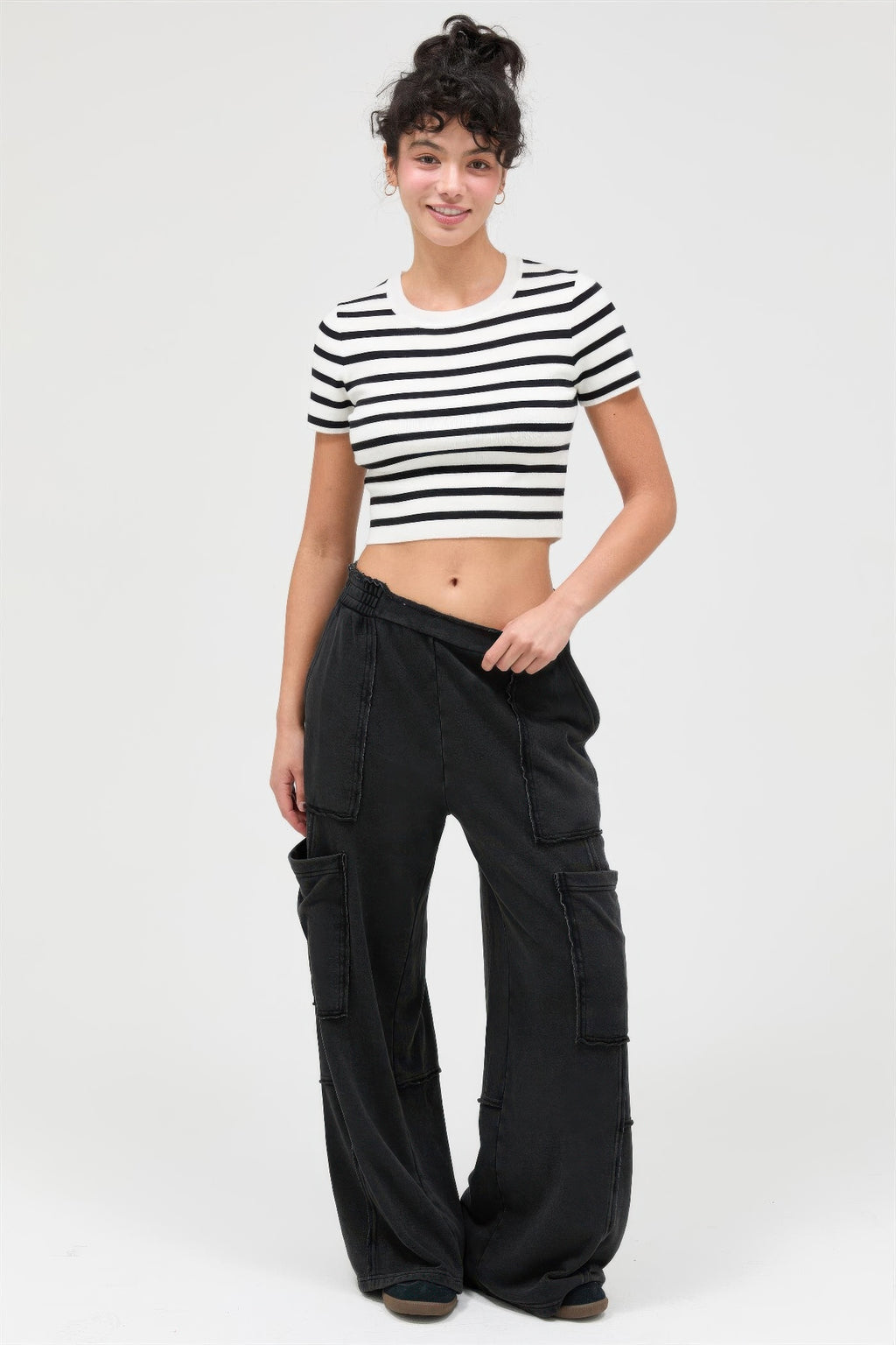 Mineral Wash Cargo Wide-Leg Pants - Black