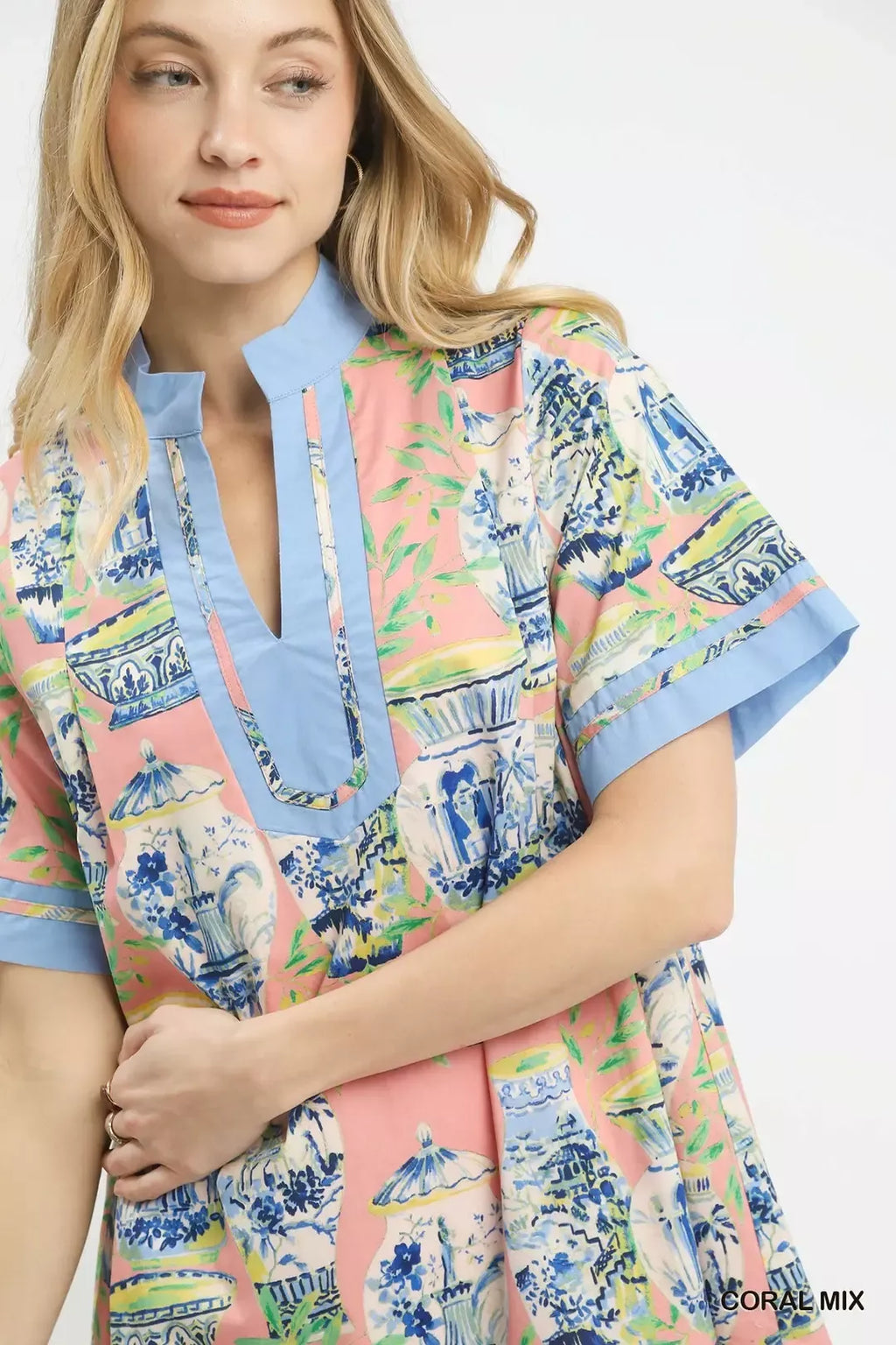 Abstract Print Collared Shift Dress -