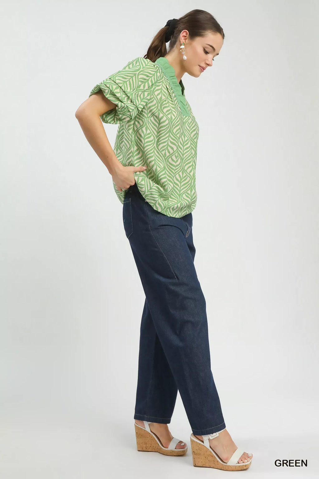 Printed Ruffle Neck Puff Sleeve Top -