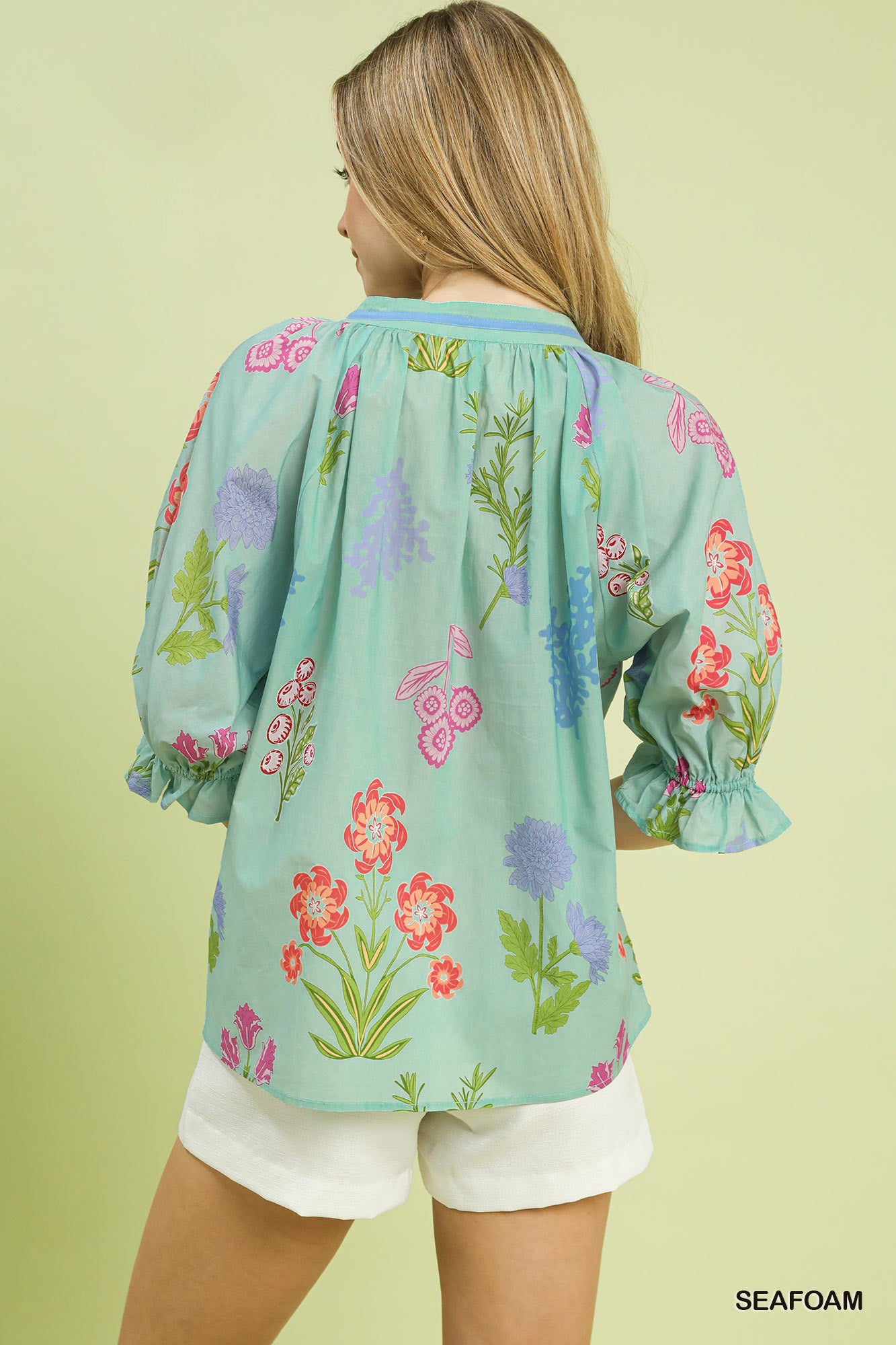 Floral Split Neck Puff Blouse -