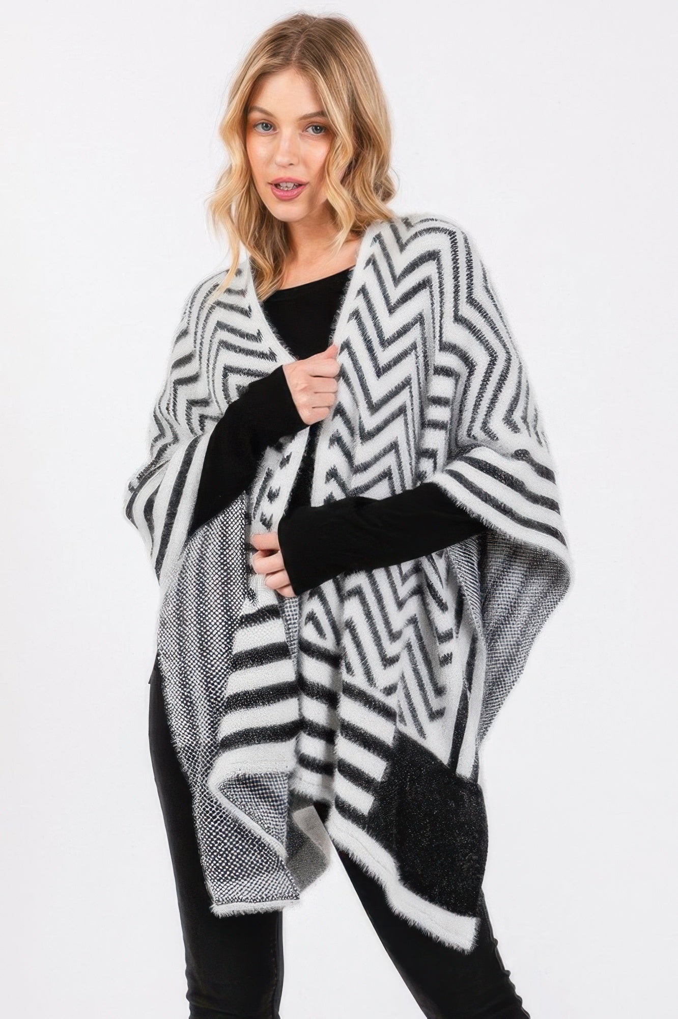 Chevron Knit Pattern Ruana Secondary image