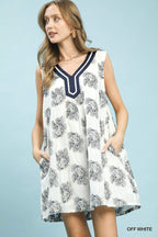 Floral Contrast V-Neck Dress -