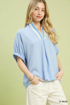 Textured Contrast Trim V-Neck Blouse -