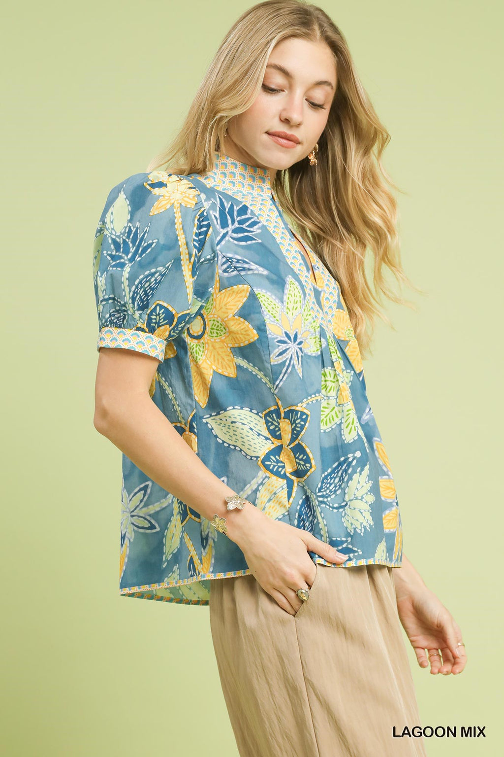 Mixed Abstract Puff Sleeve Blouse -