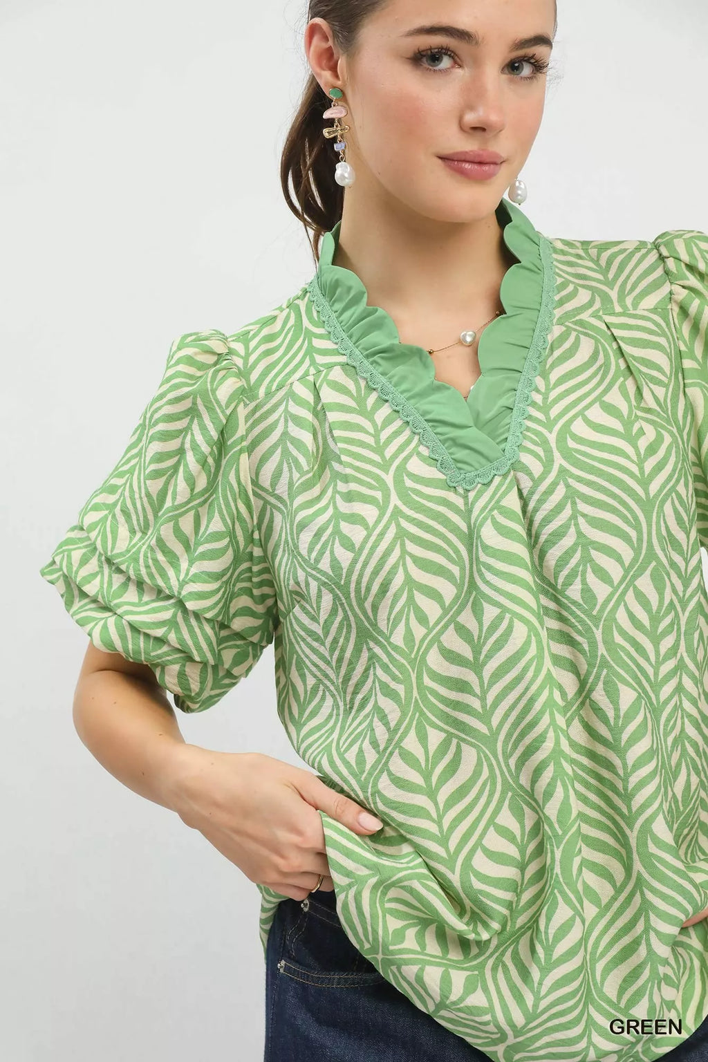 Printed Ruffle Neck Puff Sleeve Top -