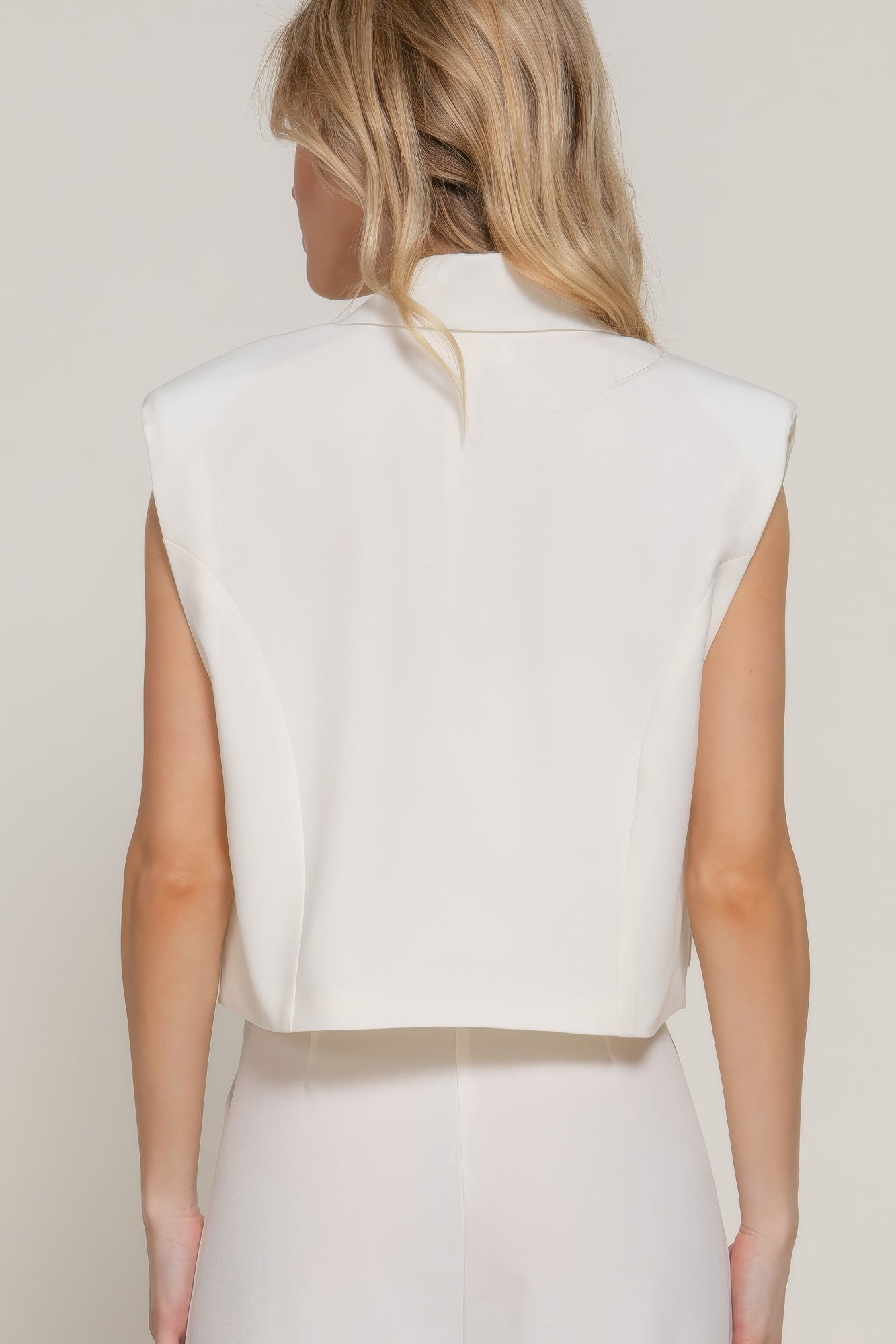 Structured Lapel Collar Vest -